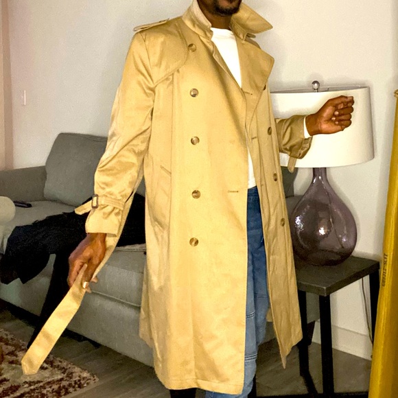 Classy & Classic Stylish Camel Trench Coat with Belt - Picture 4 of 7